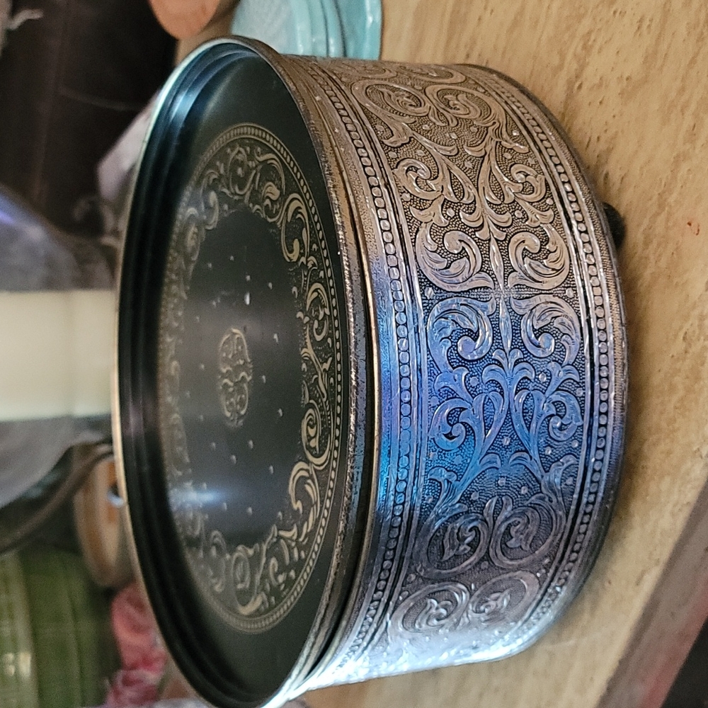 Vtg Guildcraft tin